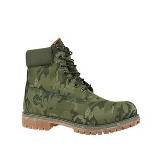 Timberland Men’s 6.5 / women’s 8 Army Print Boots